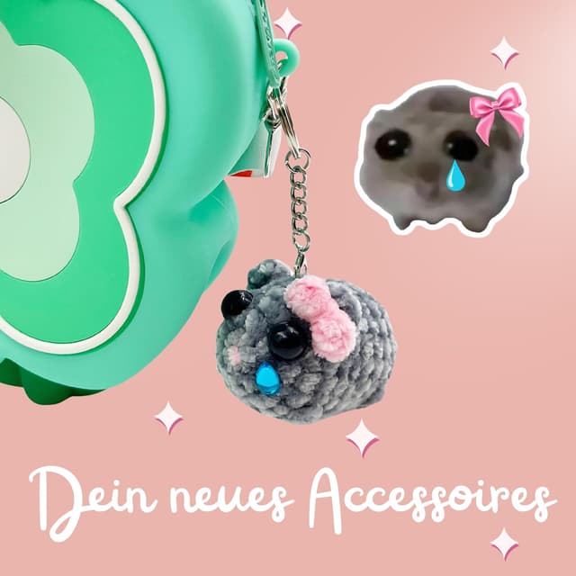 Detalle 2 de VaroVaro SAD HAMSTER Hamsti – lot de 2 porte-clés crochetés, coffret cadeau avec carte (fait main)