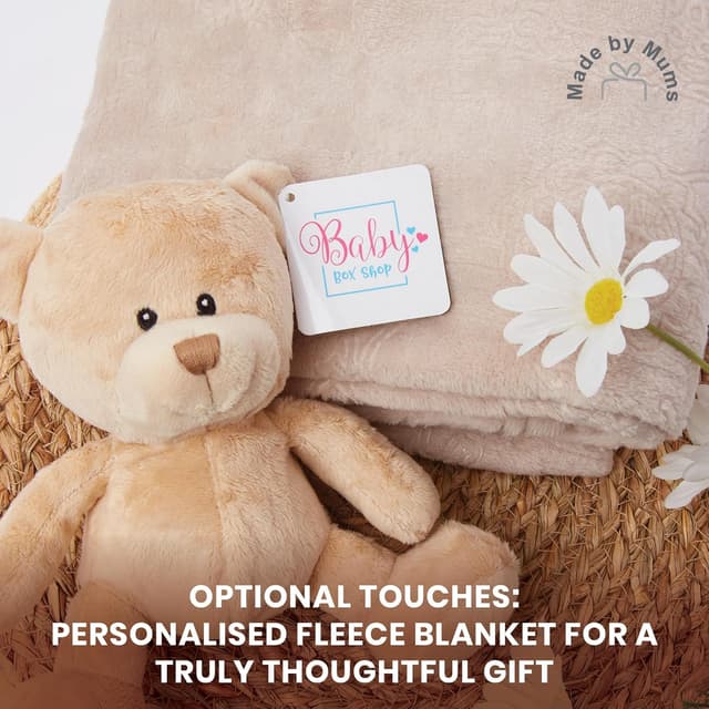 Detalle de Baby Box Shop Newborn Baby Gift Set with Teddy Bear, 16 Milestone Cards & Fleece Blanket (Ready to Gift)