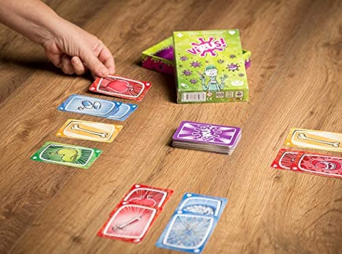Detalle 2 de TRANJIS GAMES Virus juego de cartas 2-6 jugadores 🎲