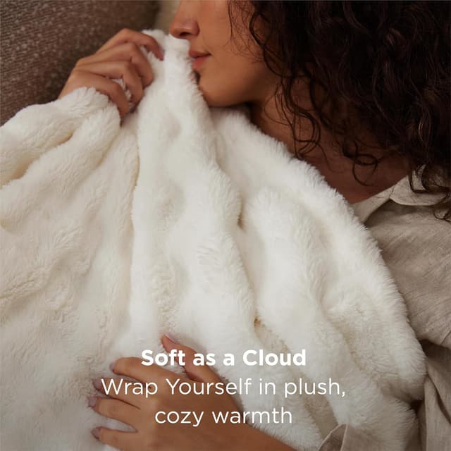 Detalle 2 de Bedsure Cosy Bubble Fleece Blanket (CloudBubble) – soft plush throw, off white, 130x170 cm