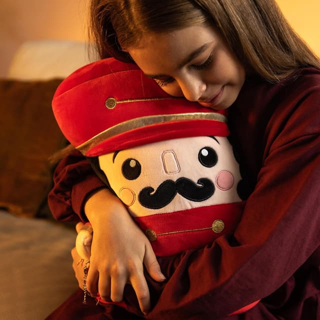 Detalle 2 de Legami Cuscino Super Soft! Nutcracker, 27x43 cm