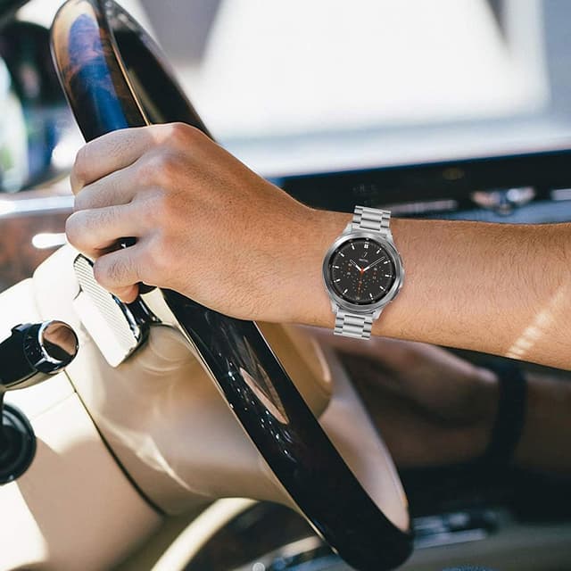 Detalle de OTOPO 20mm stainless steel quick-release strap for Samsung Galaxy Watch 4/5/6 & Classic (40–47mm)