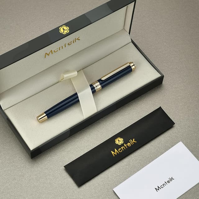 Detalle 2 de MCNTEIK 317 Rollerball in Stunning Luxury Blue Lacquer with 24K Gold Finish (Schmidt Ink Refill) Gift Set