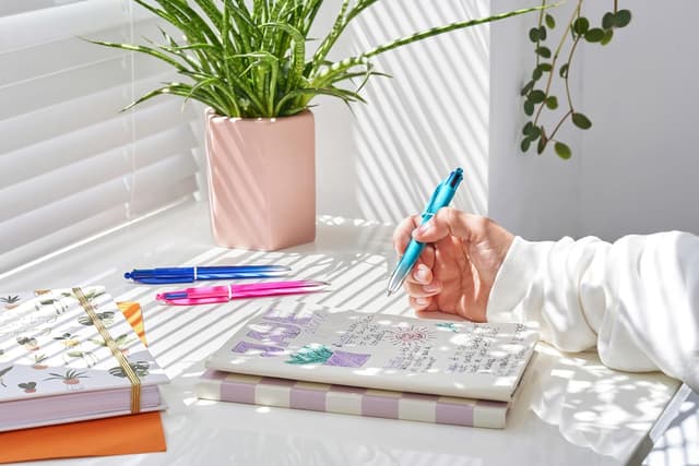 Thumbnail 4 de BIC 4 Colours Smooth 1 mm confezione da 5