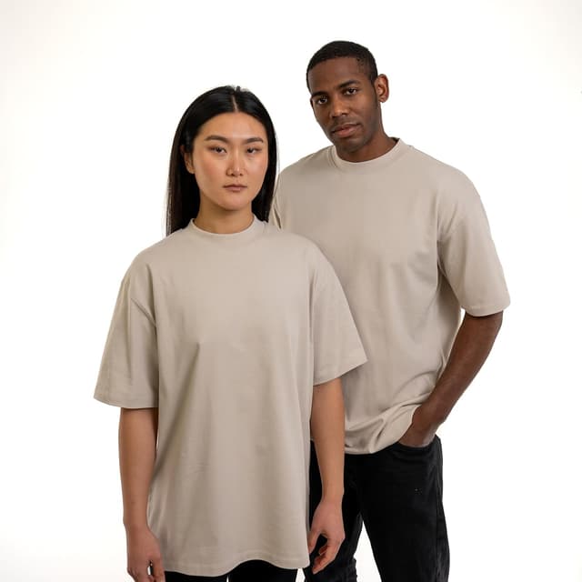 Detalle 2 de Johnny Urban T-Shirt unisex “Sammy” oversize in 100% cotone con collo aderente