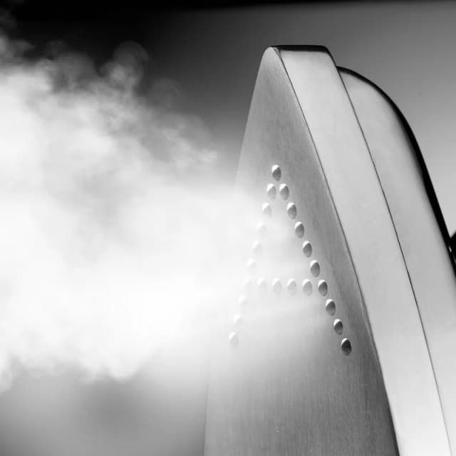 Detalle de Polti Vaporella 505 Pro centro de planchado 1.750 W