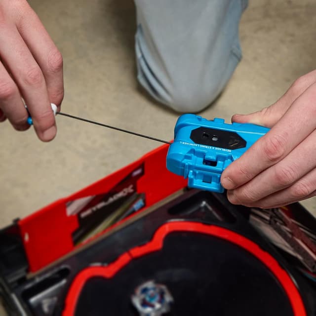 Thumbnail 6 de Beyblade X Set Premium Lanzador con Cuerda y Top Cobalt Dragoon 2-60C