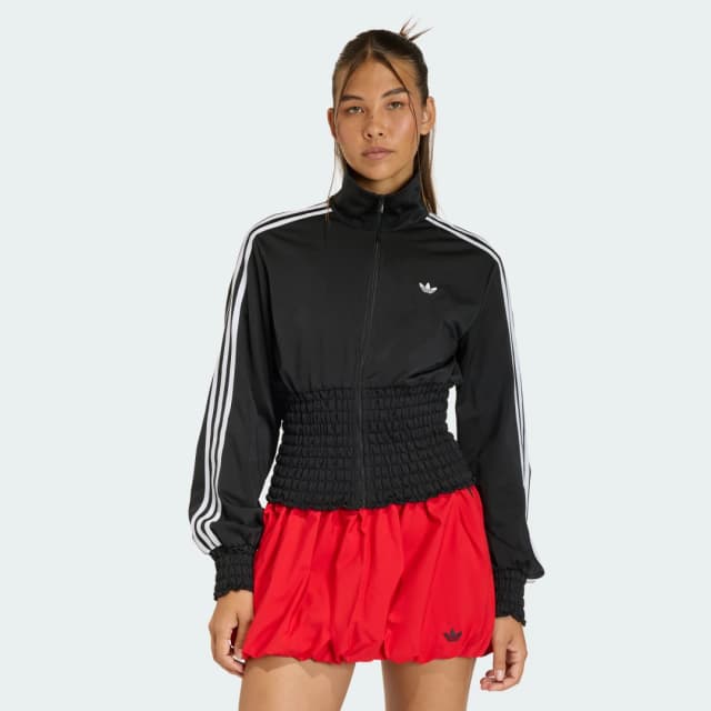 Detalle de Adidas Firebird chaqueta deportiva fruncida