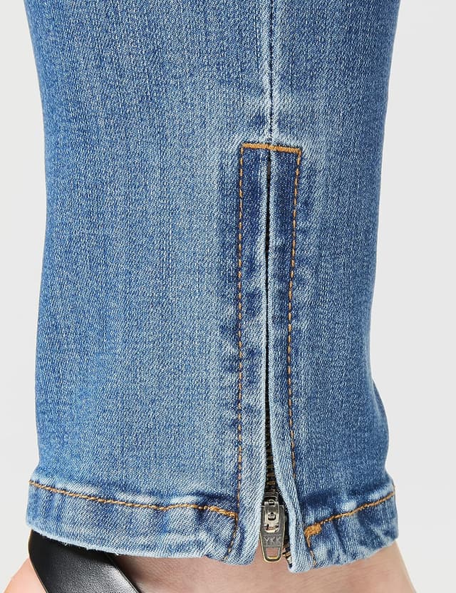 Detalle 2 de ONLY Carmakoma CARKARLA REG ANK SK : jean femme coupe étroite en denim extensible