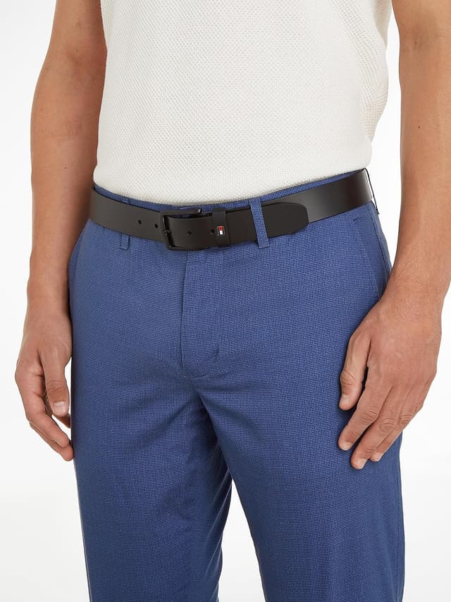 Detalle 1 de Tommy Hilfiger Herren Gürtel Denton Matte 3.5 – 100 % Ledergürtel mit quadratischer Stegschließe