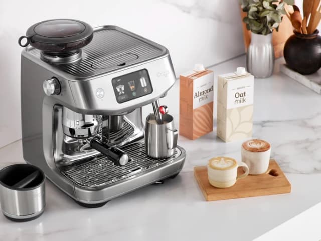 Detalle 1 de Sage the Oracle Jet Stainless Steel – Kaffeevollautomat mit automatischem Dampfsystem, Mühle und integrierten Tamper