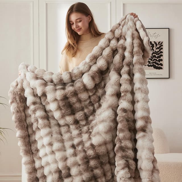 Detalle 2 de COOVA Faux Fur Throw Blanket 50x60 ๐