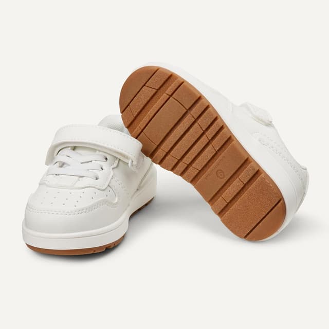 Detalle de Amazon Essentials Unisex Kids’ Low-Top Hook & Loop Court Trainers