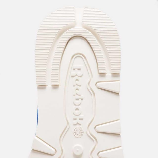 Detalle de Reebok Women’s Classic VeganSneaker for everyday trainers