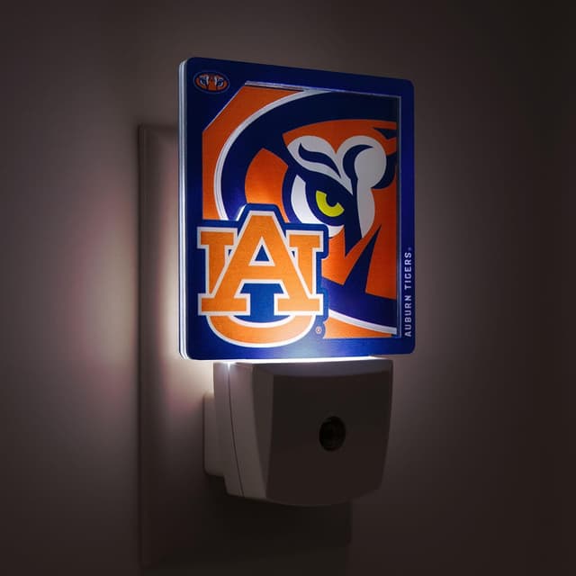 Detalle 2 de YouTheFan NCAA Logo Series Nite Light with Soft 3D Glow Effect