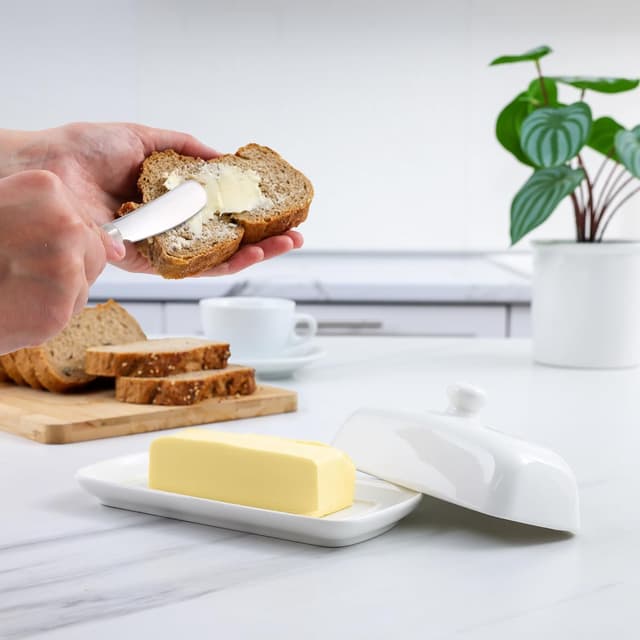 Detalle 2 de Zulay Kitchen Ceramic Butter Dish 7.3