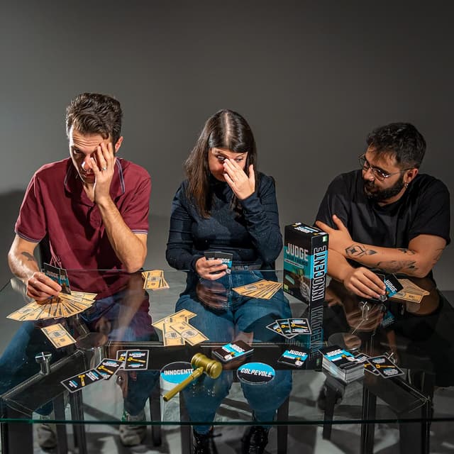 Detalle de Judge Your Friends – L’Unico In Italiano di YAS Games, gioco da tavolo party per 2–8 giocatori