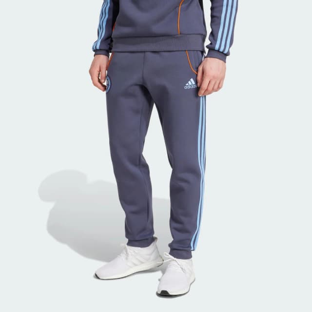 Imagen de Adidas York City FC UBP Travel Tracksuit Bottoms en OfertitasTOP