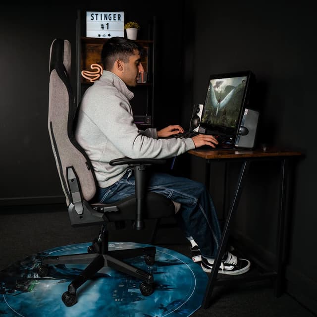 Detalle 2 de Woxter Stinger Station Titan Dark Silla Gaming