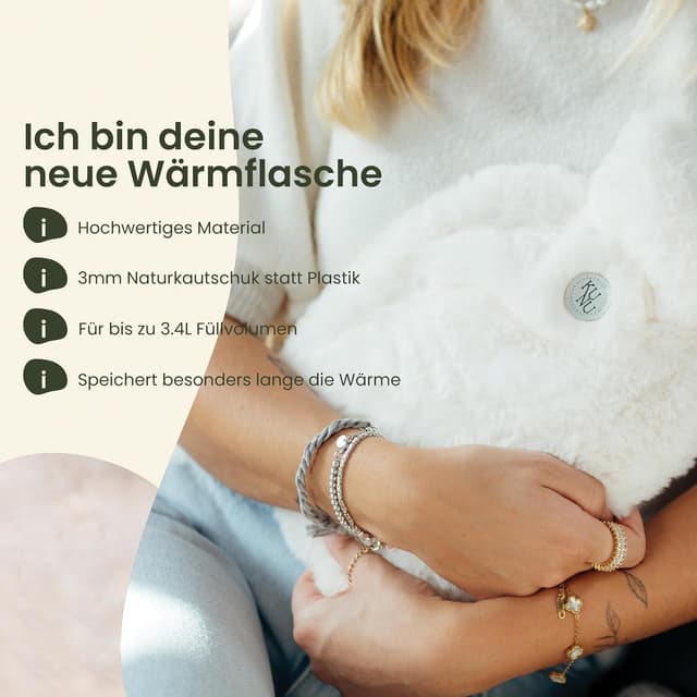 Detalle de KUNU® XXL Wärmflasche (3,4 l) – flauschiger Bezug, auslaufsicher & extra Bezug – beige, inkl. Geschenkverpackung
