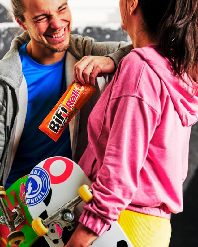 Thumbnail 7 de BiFi Roll XXL 🍖 Snack de salami en hojaldre, pack 24