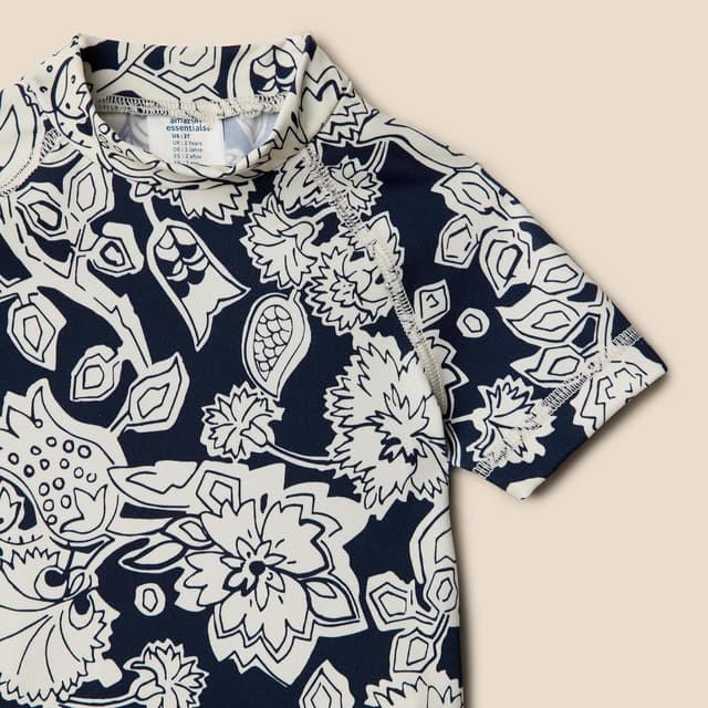 Thumbnail 6 de Amazon Essentials Boys Rashguard T-Shirt ⛱