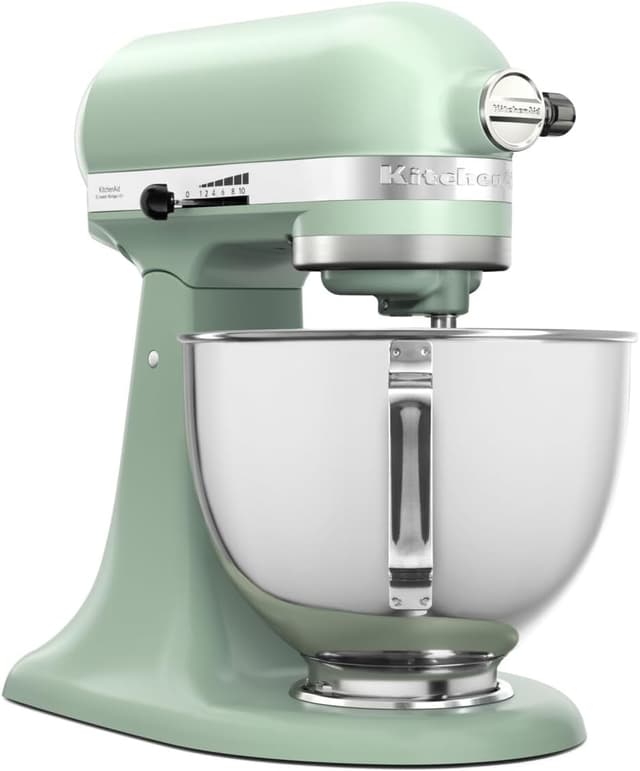 Detalle de KitchenAid 4.3L Tilt-Head Stand Mixer 5KSM95PSBDC with stainless steel bowl and metal construction