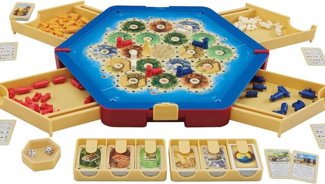 Detalle de CATAN Traveler Compact Edition Board Game (Settle, Trade, and Build) by CATAN Studio