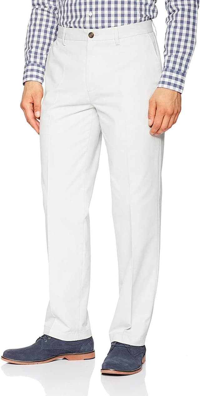 Detalle de Amazon Essentials Men’s Classic Fit Wrinkle-Resistant Flat-Front Chino Trousers (Big & Tall options)