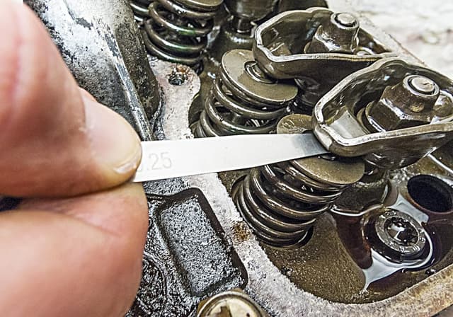 Detalle 2 de ViGOR V1714 : jeu de jauges d’épaisseur coniques (20 lames) pour contrôler des fentes et espaces