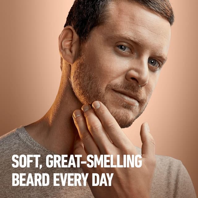 Detalle de King C. Gillette Men’s Beard Softener (100ml) – lightweight beard conditioning with signature scent