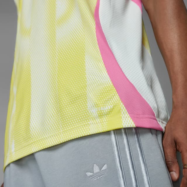 Detalle de Camiseta Juventus 24/25 Away Adidas amarilla