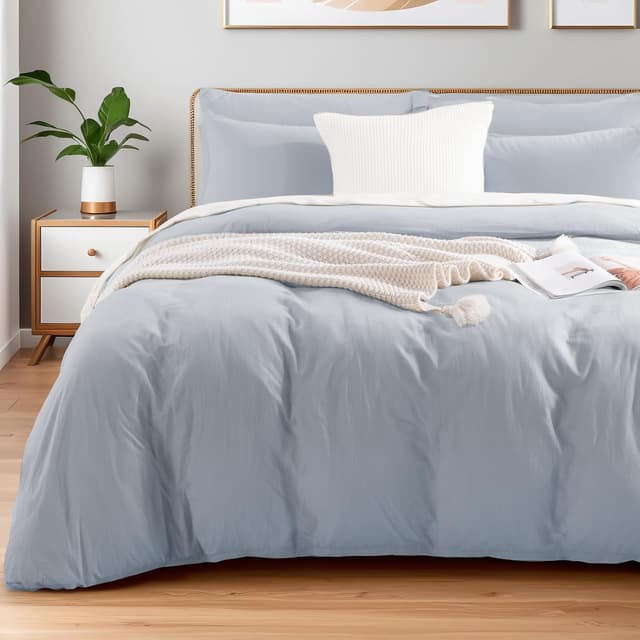 Detalle de NEXHOME PRO Queen Washed Cotton Duvet Cover Set (Cornflower Blue) — Organic & Linen-Like Texture, 3-Piece