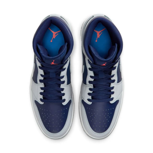 Detalle 2 de Nike AIR JORDAN 1 MID Zapatillas casual hombre