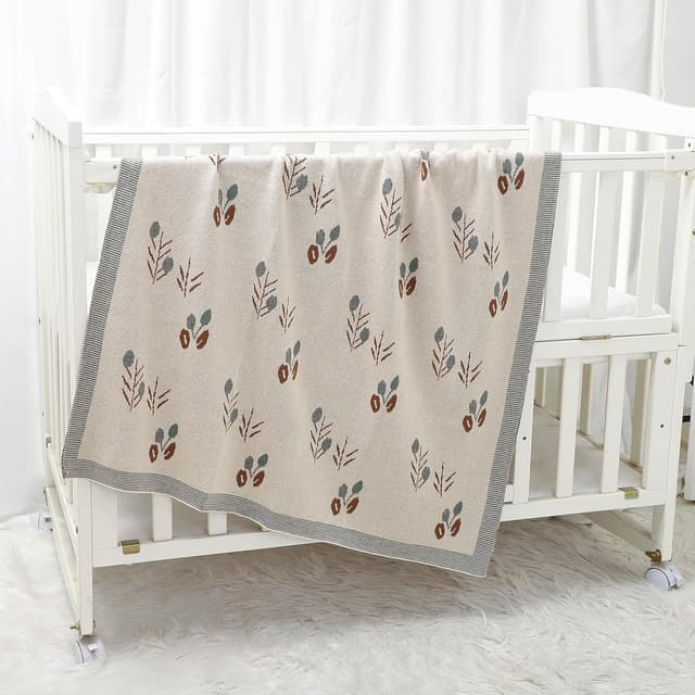 Detalle de Baby knitted cotton blanket 100 x 80 cm