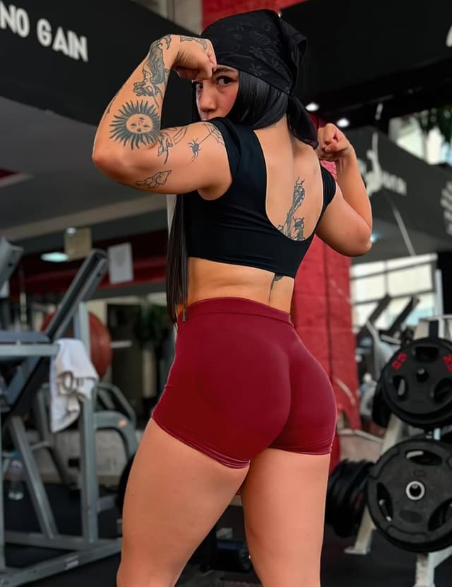 Thumbnail 1 de YEOREO SoftHue Damen Sport Shorts 4,5"