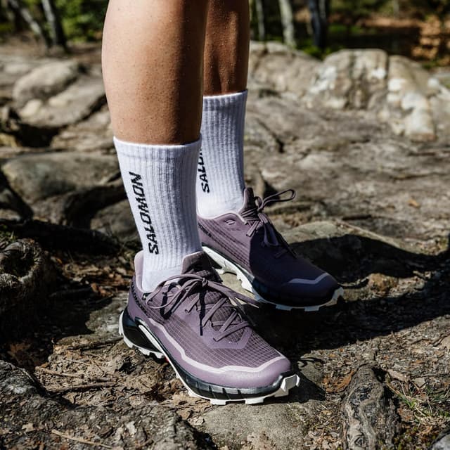 Detalle de Salomon Alphacross 5 GORE-TEX Damen Trail-Laufschuhe – wasserdichter Grip für nasse Trails