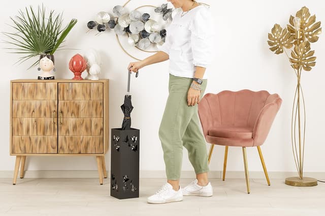 Detalle de Baroni Home Portaombrelli Quadrato in Metallo Nero con Intaglio Rettangolare e Vaschetta Scolapioggia Rimovibile