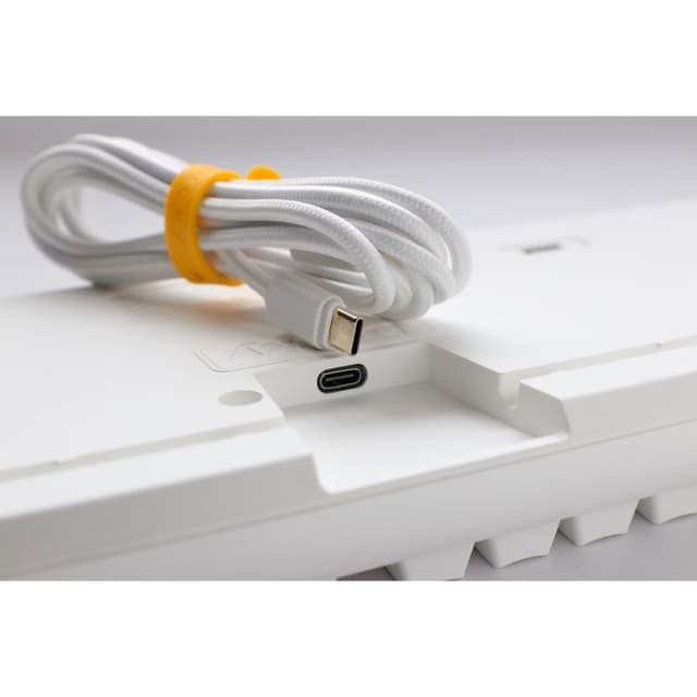 Thumbnail 2 de Ducky One 3 Classic Full-Size Cherry MX Red Hot-Swap RGB PBT Blanco ⌨