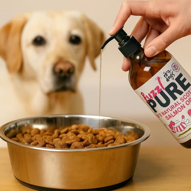 Detalle 2 de Fuzzl Scottish Salmon Oil for Dogs and Cats 500ml – Pure cold-pressed Omega 3, 6 & 9 supplement