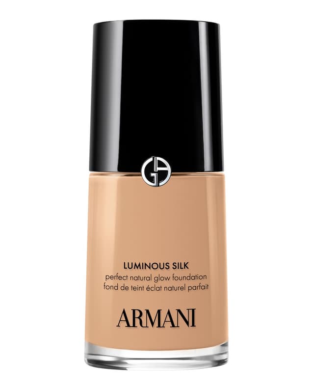 Imagen de Giorgio Armani - Base de Maquillaje Luminous Silk Fdt R25 30 Ml Giorgio Armani. en OfertitasTOP