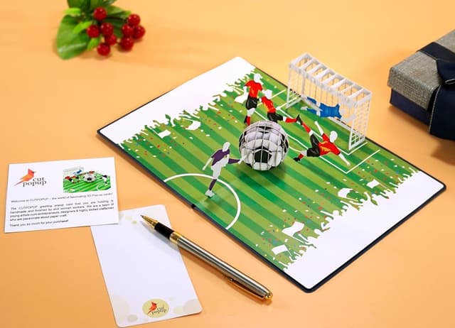 Detalle de CUTPOPUP Football Soccer – Carte de fête des pères pop-up pour homme (15 x 20 cm) + note séparée