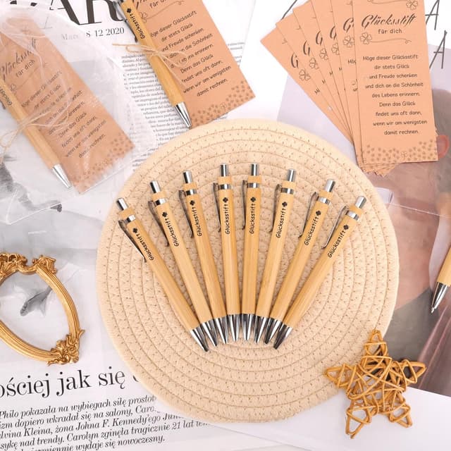 Detalle de GADITIEK 30 Sets Gastgeschenke zur Hochzeit – Glücksstifte aus Holz mit „Lucky Pen“, Organza-Beuteln & Grußkarten