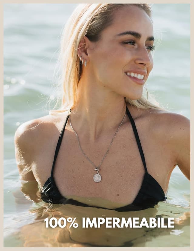 Detalle 2 de GD GOOD.designs Collana Soleil regolabile in acciaio 316L placcato oro 18K, con pendente a forma di sole