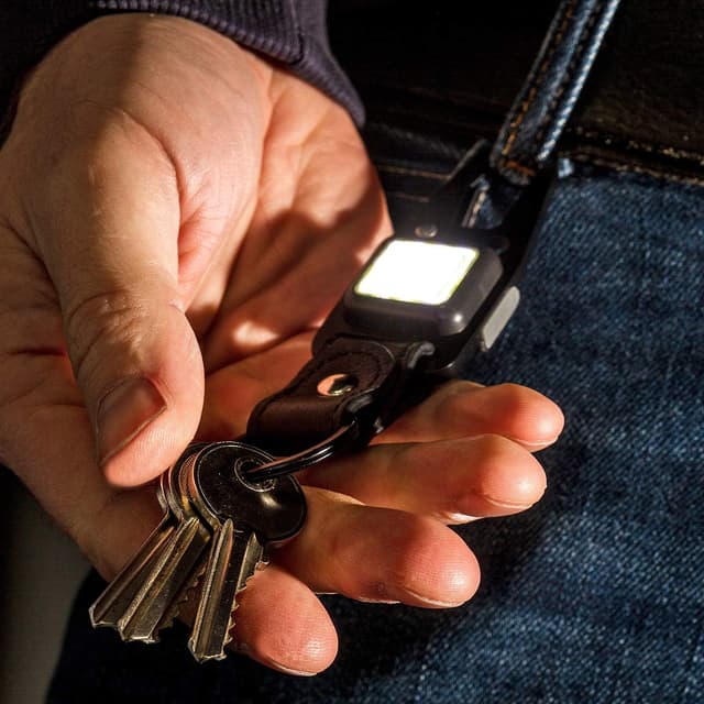 Detalle 2 de TU918 Cliplite rechargeable light, 4 modes