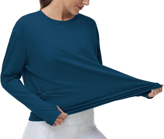 Detalle 2 de THE GYM PEOPLE Women’s long sleeve workout shirts with thumb holes and loose back hem