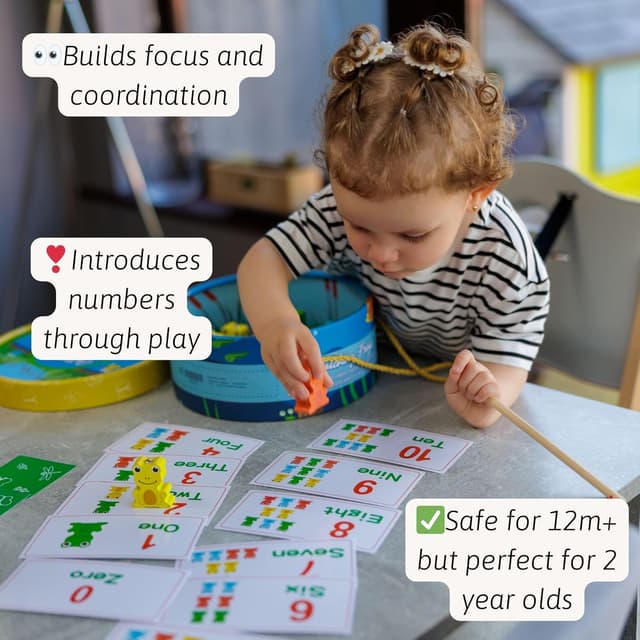 Detalle 2 de Jaques of London Hook the Frog magnetic fishing game with number cards for kids (2 years+)