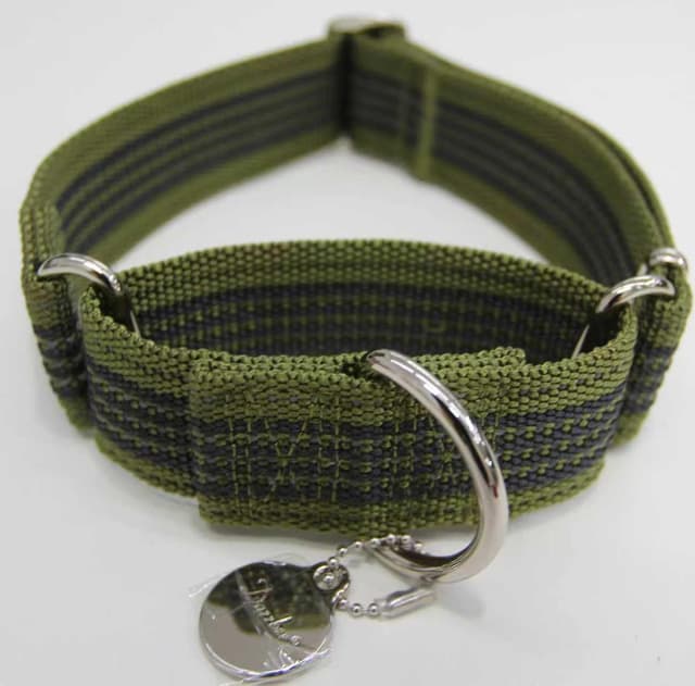Detalle 2 de Dazzber 1.5" Martingale Dog Collar (Escape-Proof, Anti-Slip) in Olive Green & Charcoal, Large