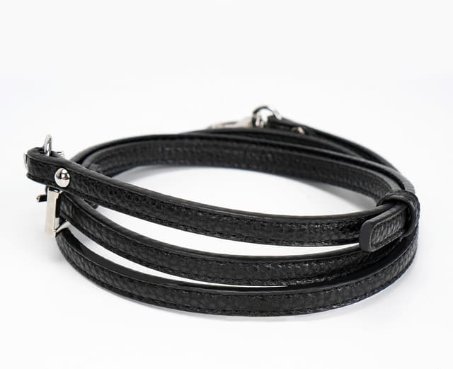 Detalle de Flyamapirit Schultergurt-Ersatz für Longchamp Taschen – Ledergurt mit verstellbarer Länge (0,9 cm breit, Schwarz + Silberhaken)