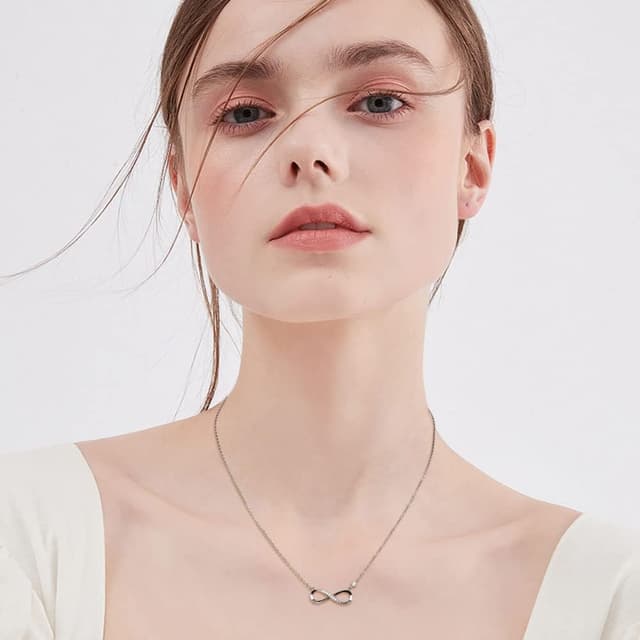 Detalle 2 de Aucuu Damen-Halskette Infinity aus 925er Sterlingsilber mit Zirkonia – verstellbare Freundschaftskette